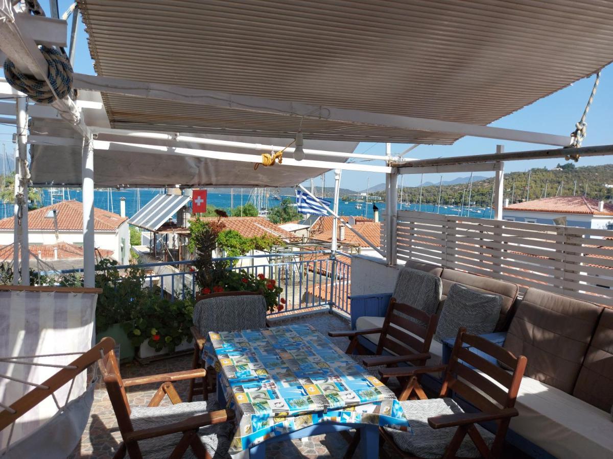 Nikos Rooms And Studios Poros Town Exterior photo